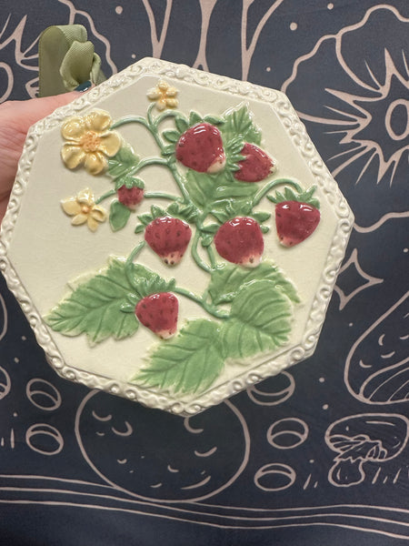 Avon Strawberry Cottage Core Porcelain Wall Decor