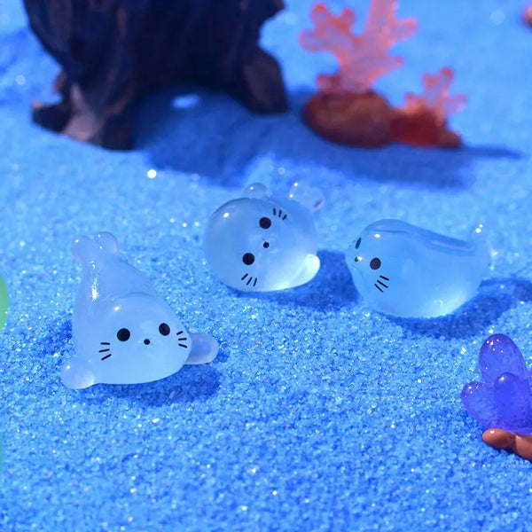 Itty Bitty Harbour Seals