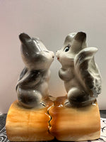Kissing Squirrel on a Log Salt & Pepper Shakers