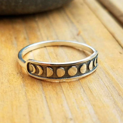 Moon Phase ring
