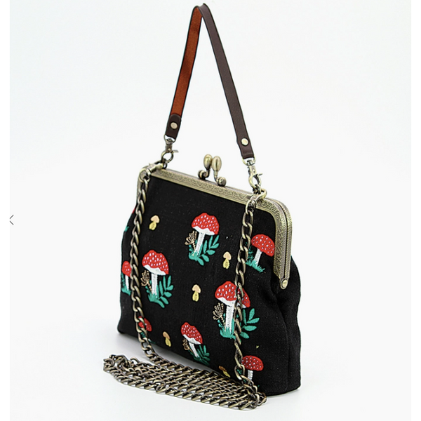 Mushroom Kiss Lock Purse - Black