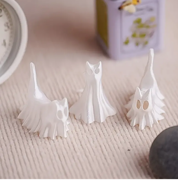 3D Printed Glow in the Dark Sheet Ghost Kitties