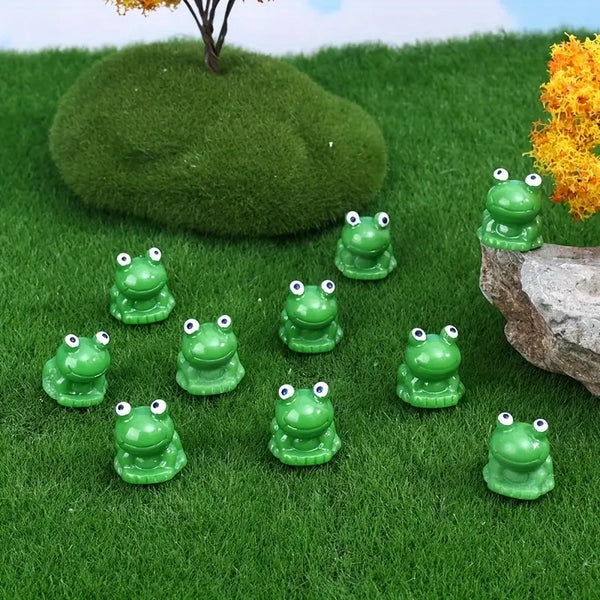 Itty Bitty Green Frogs