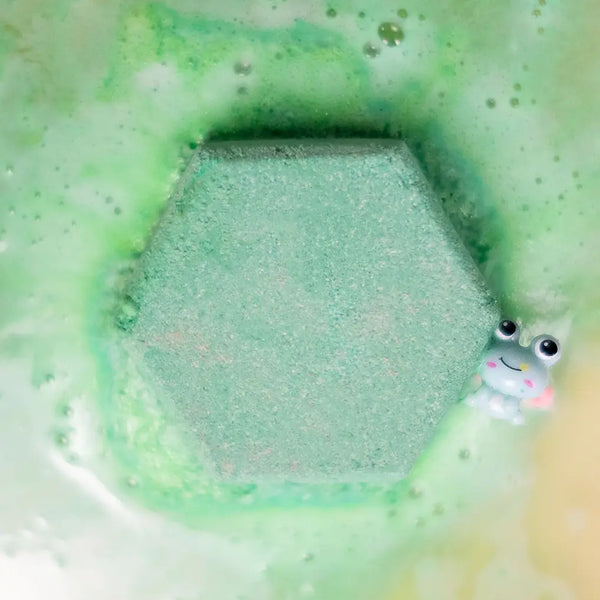 Green Gem Bath Bomb (With Surprise!)