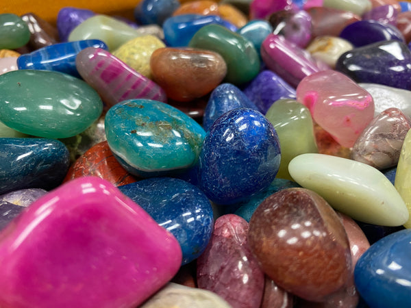 Polished tumbled gemstones